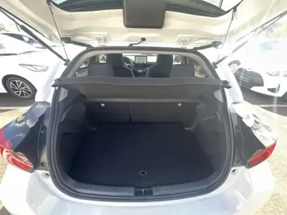 Photo 9 Toyota Yaris Hybride 116h Design