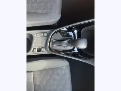 Photo 21 Toyota Yaris Hybride 116h Design