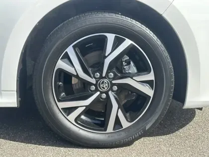 Photo 8 Toyota Yaris Hybride 116h Design