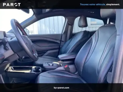 Photo 9 Ford Mustang 294ch Extended Range 91kWh Premium Propulsion