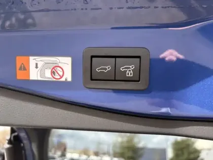 Photo 19 Toyota C-HR Gén. II Ph1 Graphic 5