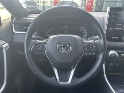 Photo 15 Toyota Rav4 Gén. V Ph1 Design Business 5