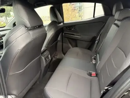 Photo 5 Toyota C-HR Design Grande Autonomie 77 kWh 224ch +