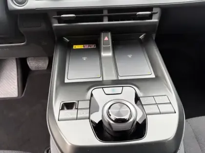 Photo 12 Toyota C-HR Design Grande Autonomie 77 kWh 224ch +