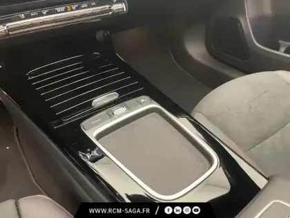 Photo 12 Mercedes Classe A 200 d AMG Line