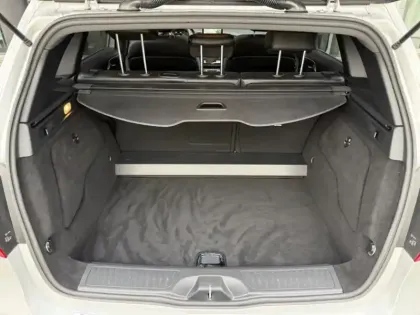 Photo 18 Mercedes Classe B 180 d Fascination