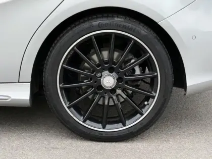 Photo 11 Mercedes Classe B 180 d Fascination