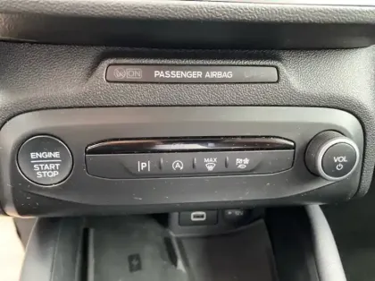 Photo 20 Ford Focus 1.0 Flexifuel mHEV 125ch Titanium X Business