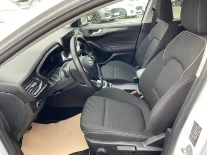 Photo 9 Ford Focus 1.0 Flexifuel mHEV 125ch Titanium X Business