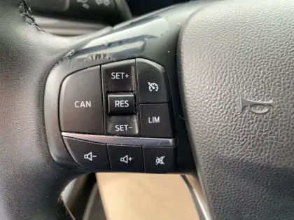 Photo 16 Ford Focus 1.0 Flexifuel mHEV 125ch Titanium X Business