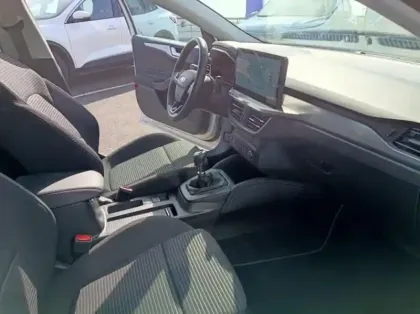 Photo 26 Ford Focus SW 1.0 EcoBoost mHEV 125ch Titanium X Business