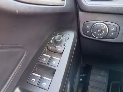 Photo 25 Ford Focus SW 1.0 EcoBoost mHEV 125ch Titanium X Business