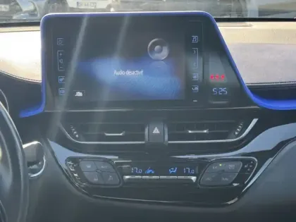 Photo 23 Toyota C-HR 1.2 T 2WD GRAPHIC 116 ch