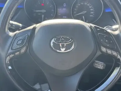 Photo 21 Toyota C-HR 1.2 T 2WD GRAPHIC 116 ch