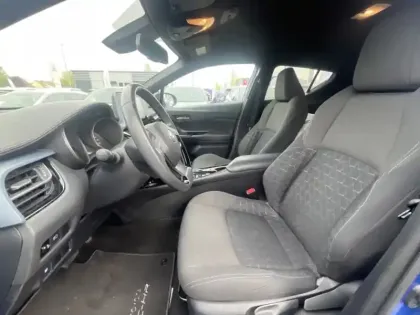 Photo 11 Toyota C-HR 122h Edition