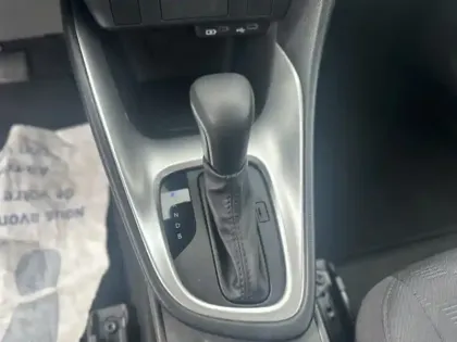 Photo 14 Toyota Yaris Hybride 116h Dynamic