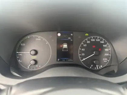 Photo 11 Toyota Yaris Hybride 116h Dynamic