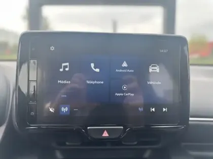 Photo 12 Toyota Yaris Hybride 116h Dynamic