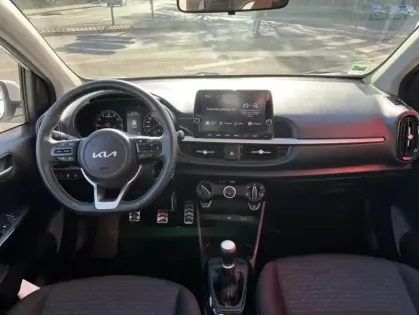 Photo 8 Kia Picanto Gén. III Ph2 GT Line 5