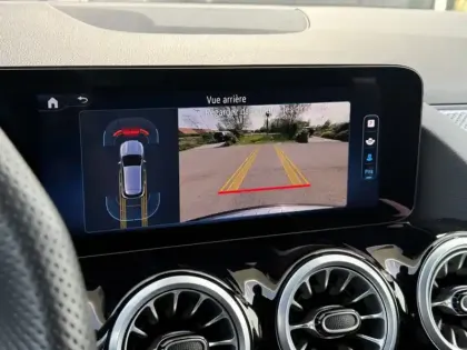 Photo 16 Mercedes GLA 180 AMG Line