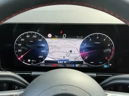 Photo 27 Mercedes GLA 180 AMG Line