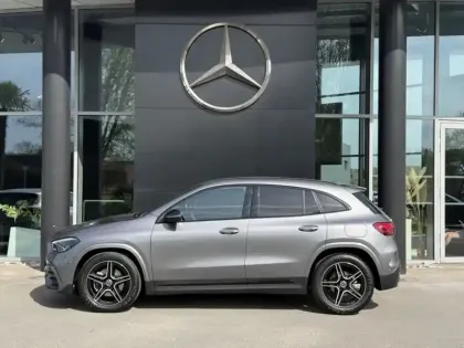 Photo 9 Mercedes GLA 180 AMG Line