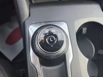 Photo 7 Ford Kuga Gén. III Ph1 ST-Line X 5