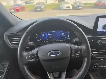 Photo 6 Ford Kuga Gén. III Ph1 ST-Line X 5