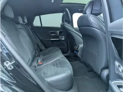 Photo 15 Mercedes Classe GLC Gén. II (C254) Ph1 AMG Line 5