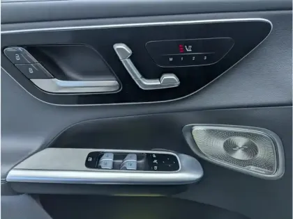 Photo 18 Mercedes Classe GLC Gén. II (C254) Ph1 AMG Line 5