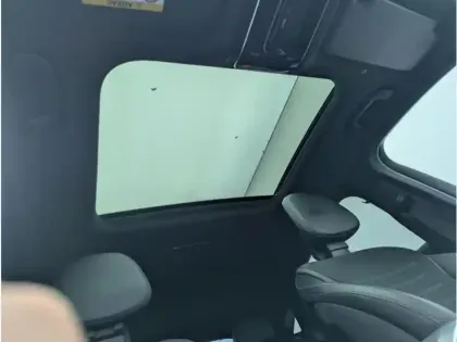 Photo 13 Mercedes Classe GLC Gén. II (C254) Ph1 AMG Line 5