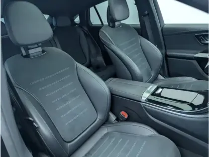 Photo 12 Mercedes Classe GLC Gén. II (C254) Ph1 AMG Line 5