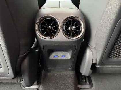 Photo 23 Mercedes CLA 250+ avec technologie EQ AMG Li