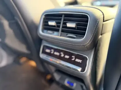 Photo 10 Mercedes Classe E Gén. II (C167) Ph2 AMG 5