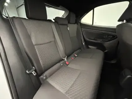 Photo 24 Toyota Yaris Hybride 1.5 HYBRID 130H DESIGN Cargo