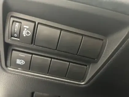 Photo 13 Toyota Yaris Hybride 1.5 HYBRID 130H DESIGN Cargo