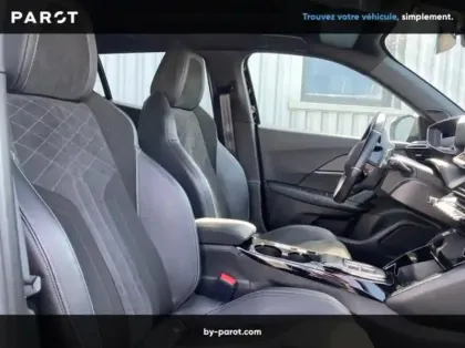 Photo 26 Peugeot 2008 Gén. II Ph1 NG GT 5