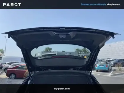 Photo 18 Peugeot 2008 Gén. II Ph1 NG GT 5