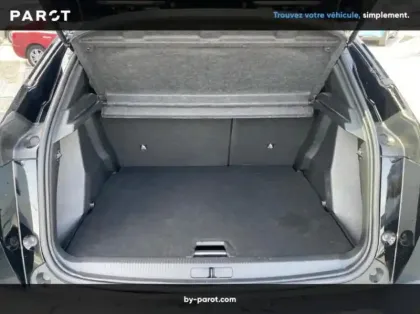 Photo 10 Peugeot 2008 Gén. II Ph1 NG GT 5