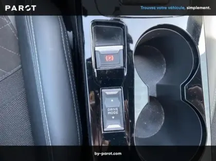 Photo 29 Peugeot 2008 Gén. II Ph1 NG GT 5