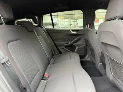 Photo 17 Ford Focus Break ST-Line 2.0 150 ch