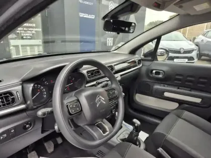 Photo 16 Citroën C3 III PureTech 82 BVM Feel