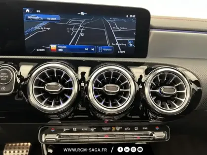 Photo 14 Mercedes CLA Coupé 200 d AMG Line