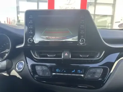 Photo 19 Toyota C-HR 122h Dynamic Business