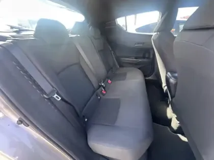 Photo 12 Toyota C-HR 122h Dynamic Business