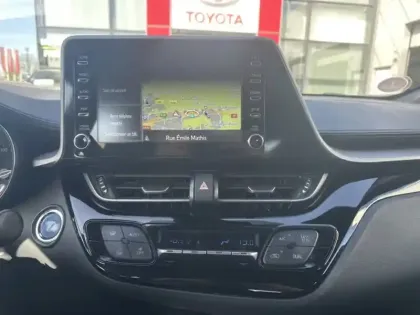 Photo 18 Toyota C-HR 122h Dynamic Business