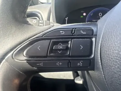 Photo 17 Toyota Yaris Hybride 130h design