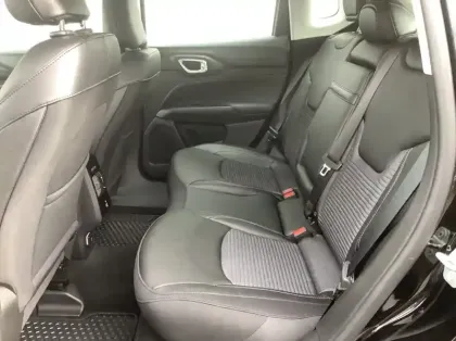 Photo 11 Jeep Compass 1.5 Turbo T4 130 ch BVR7 e-Hybrid Altitude