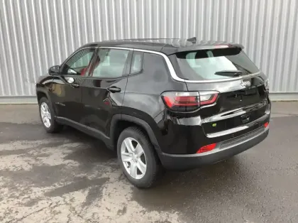 Photo 6 Jeep Compass 1.5 Turbo T4 130 ch BVR7 e-Hybrid Altitude