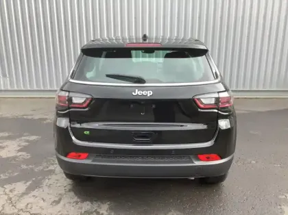 Photo 5 Jeep Compass 1.5 Turbo T4 130 ch BVR7 e-Hybrid Altitude